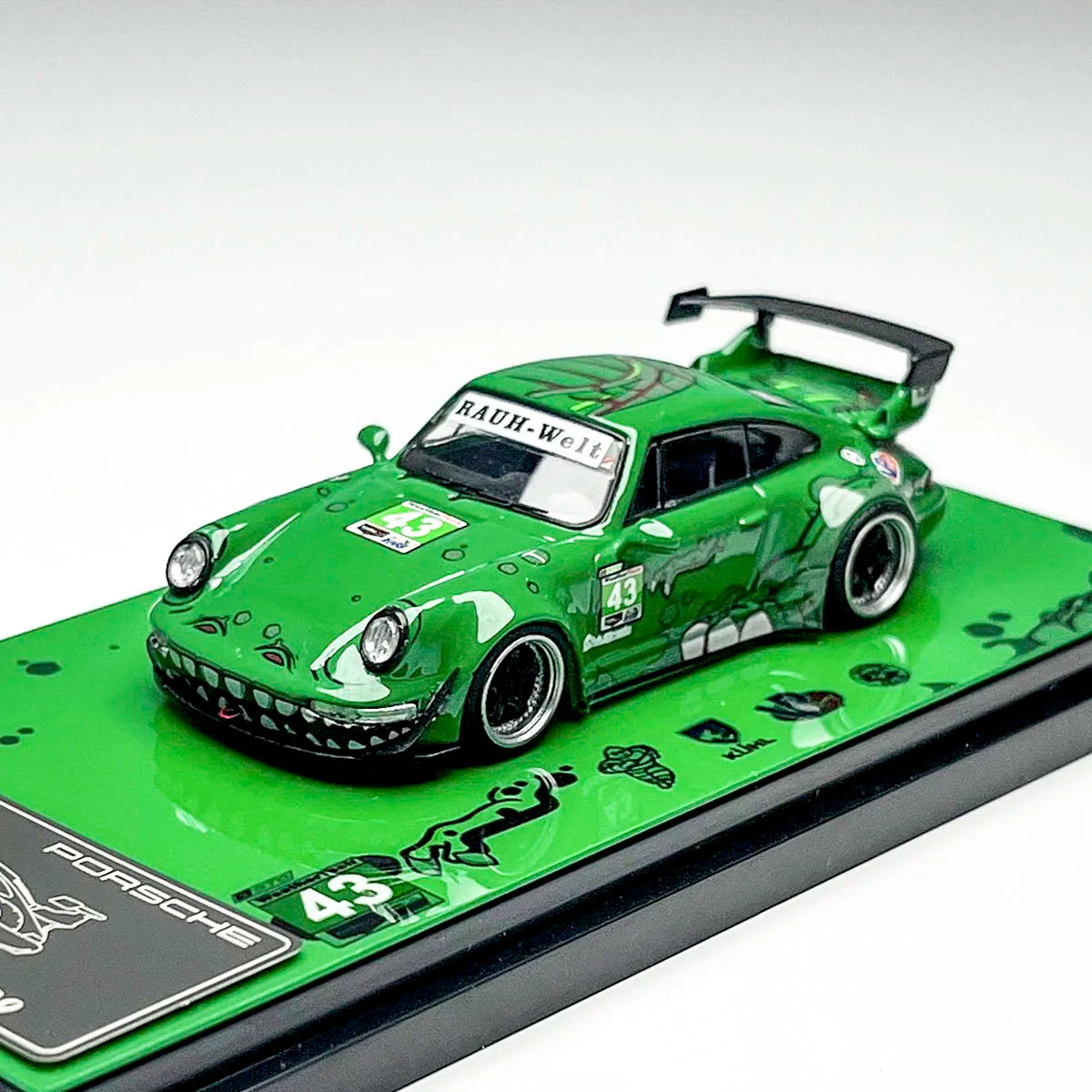 Flame 1:64 Porsche RWB 993 964 Pink/Green Dinosaur Alloy Car Model